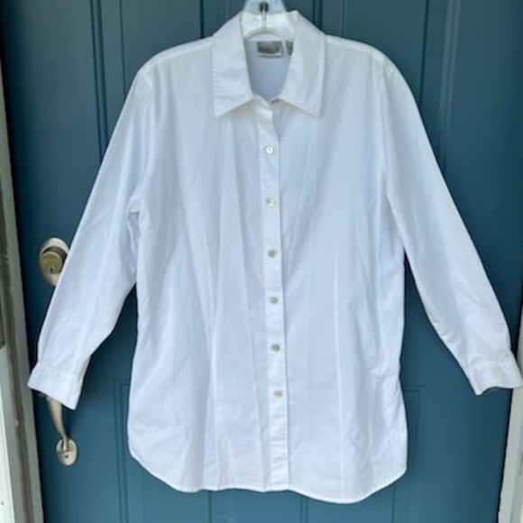 CHICOS WHITE BUTTON COASTAL GRANNY LONG SHIRT SIZE 1 - Picture 14 of 16